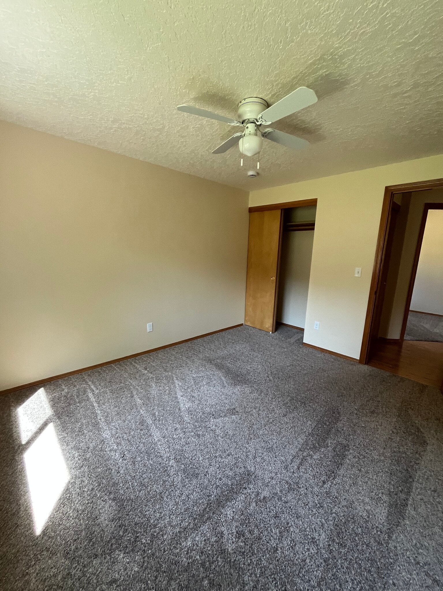 2nd bedroom - 15354 SW Clifford Ct