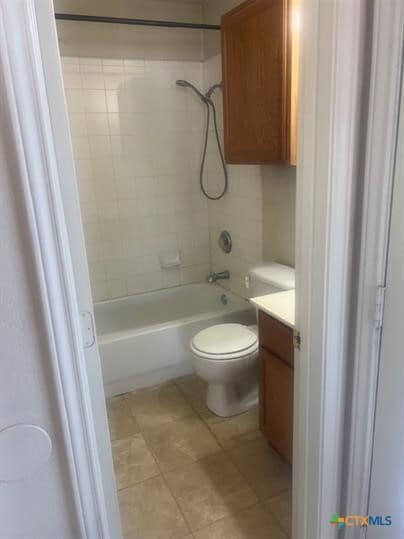 Building Photo - 3605 Malibu Ln