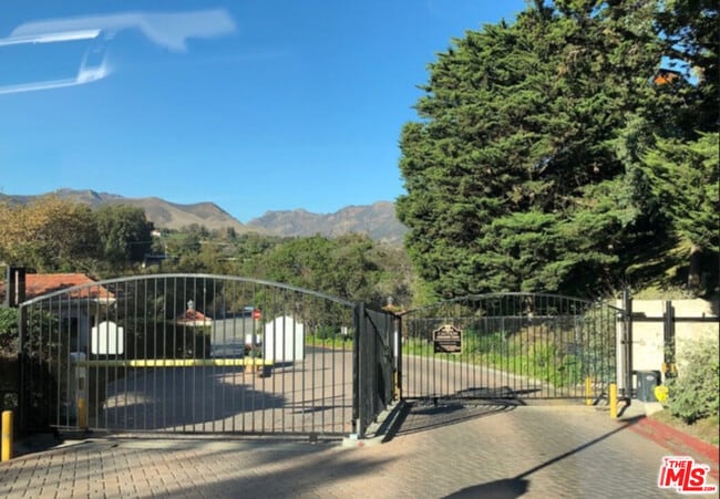 Building Photo - 6780 Shearwater Ln