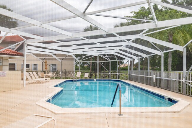 Building Photo - 3031 Holiday Springs Blvd