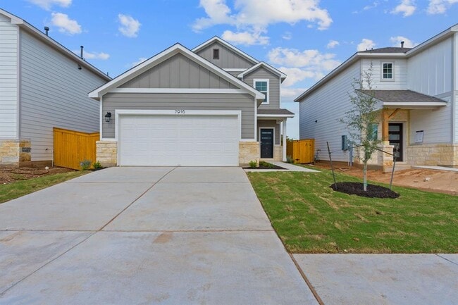 Building Photo - 7916 Andravida Dr