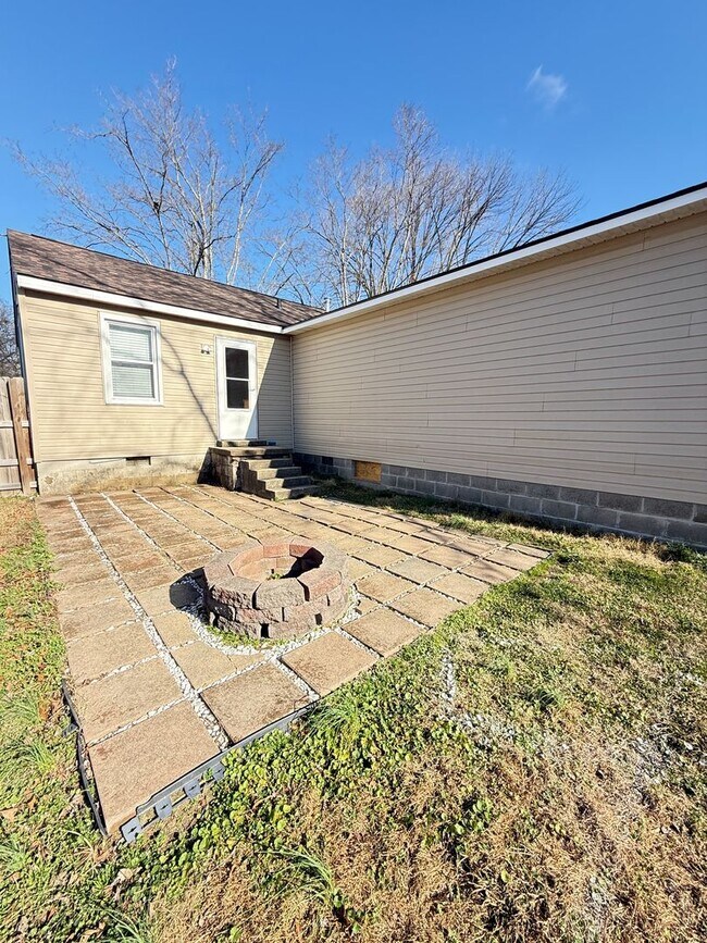 Building Photo - 4 Bed 2 Bath Home in Union City, TN!!