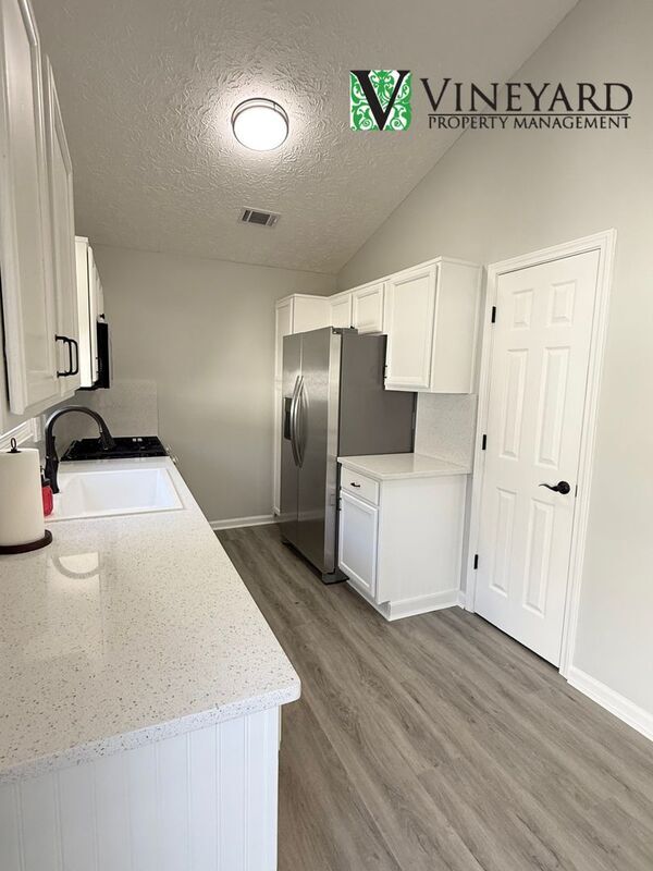 Building Photo - 1095 Britley Park Ln