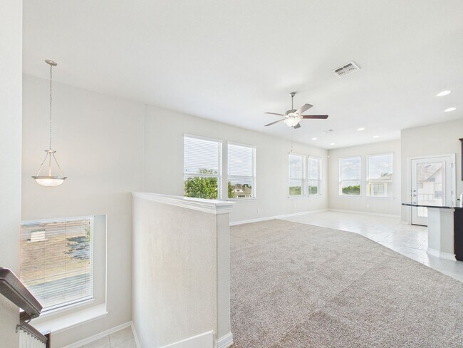Building Photo - 2505 Meyer Cv