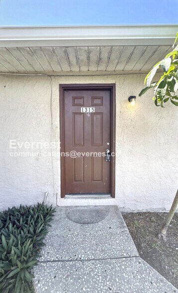 Building Photo - 1315 Browning St