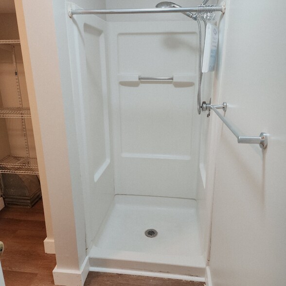 Building Photo - 43 Austin St