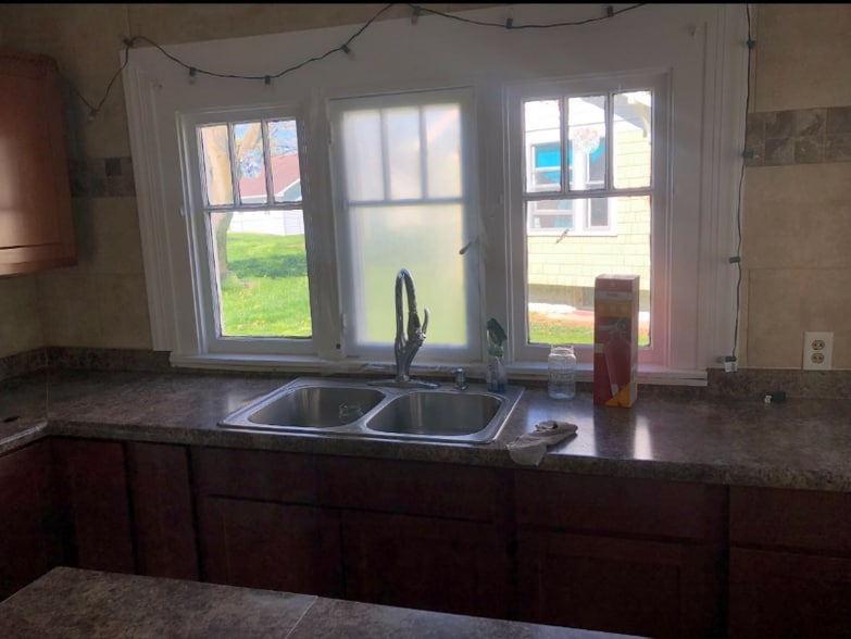 Building Photo - 220 W Riverside Dr