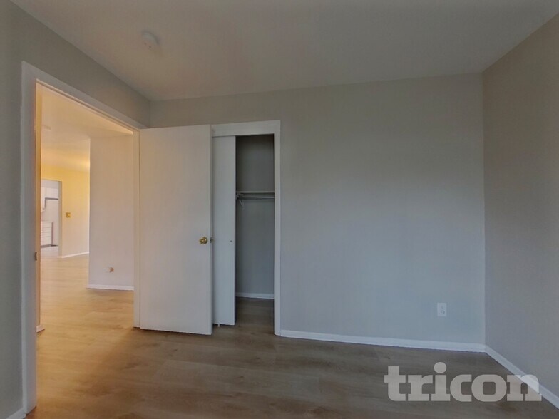 Building Photo - 1317 Doyle Pl