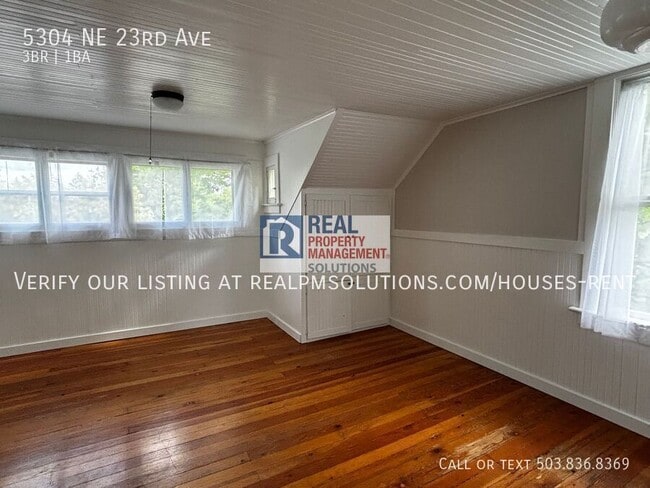 Building Photo - 5304 NE 23rd Ave