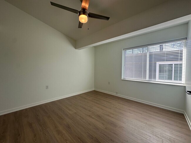 Building Photo - 3046 Anderberg Dr