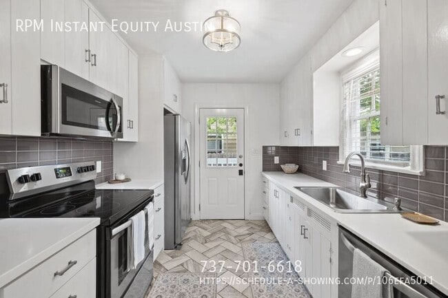 Building Photo - 5413 Avenue F