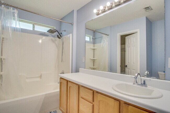 Building Photo - Northeast Pensacola Pool Home with Screened Porch and Fenced Yard