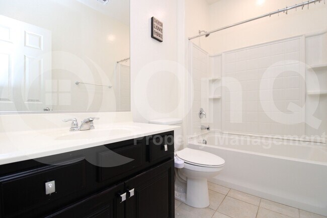 Building Photo - 5353 W Desert Hollow Dr