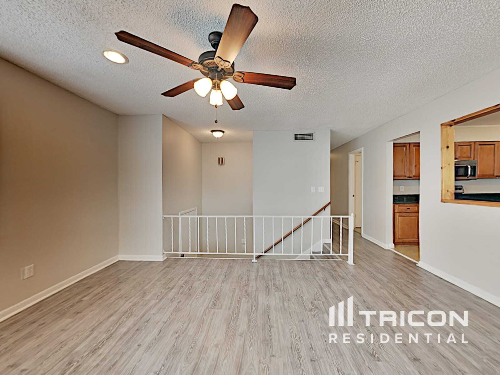 Building Photo - 1110 Estatewood Dr