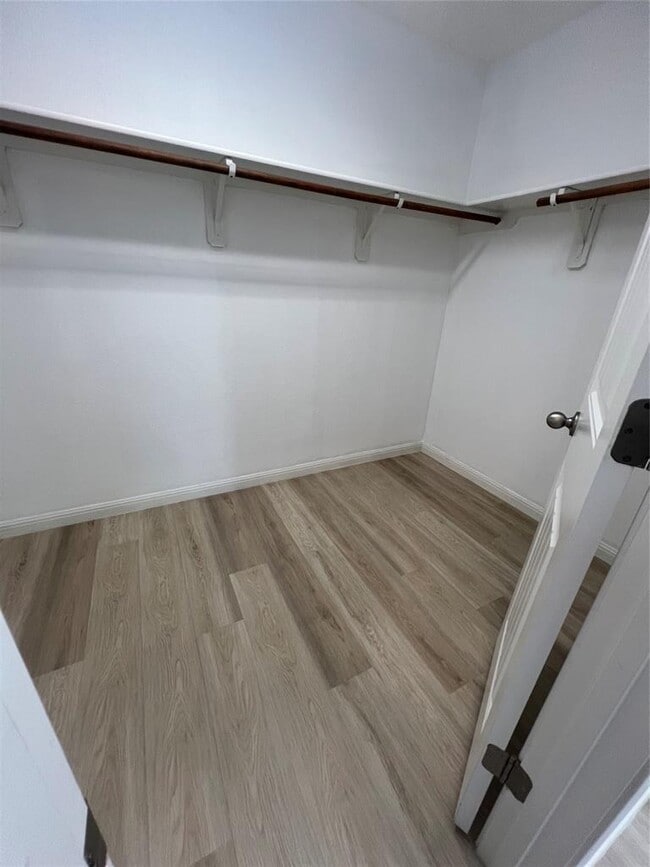 Building Photo - 1508 Daylily Loop