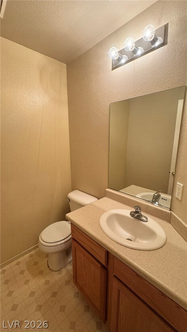 Building Photo - 3752 Autumn King Ave