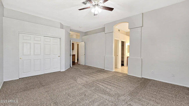 Building Photo - 15818 W Durango St