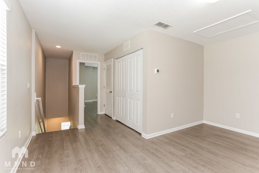 Building Photo - 793 Henley Ct