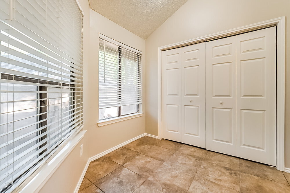 Building Photo - 5609 Winding Woods Trail