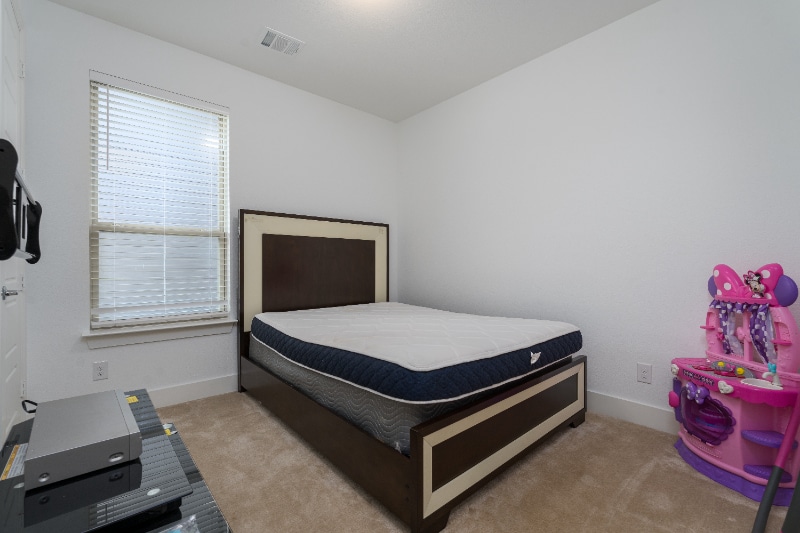 Building Photo - 2521 Elm Pl