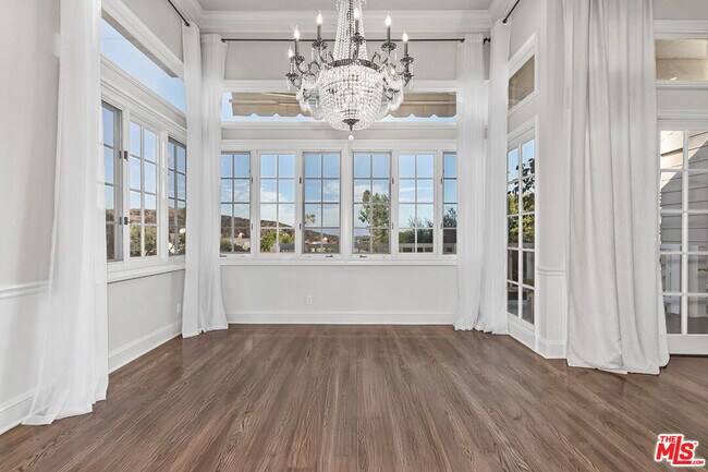 Building Photo - 12557 The Vista