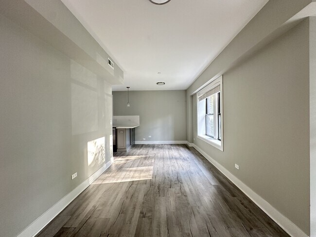 Building Photo - 1138 Oak Ave