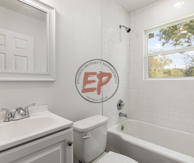 Building Photo - 4717 Meyers Ln