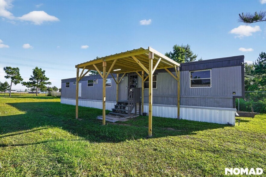 Building Photo - 203 Rd 5248