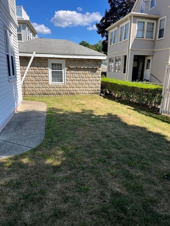 Building Photo - 49 Katherine Rd