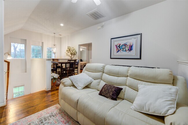 Building Photo - 24934 Crystal Stone Ln