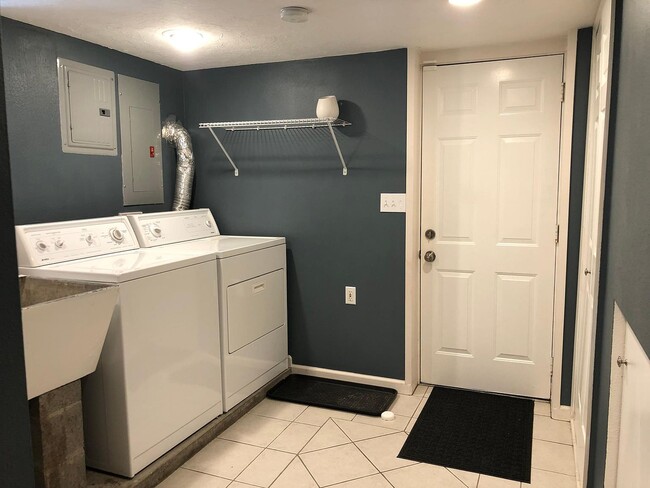 Building Photo - 639 NW 79th St