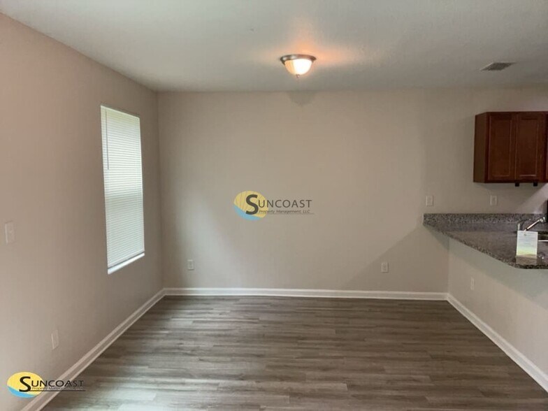Building Photo - 8337 Homeport Ct