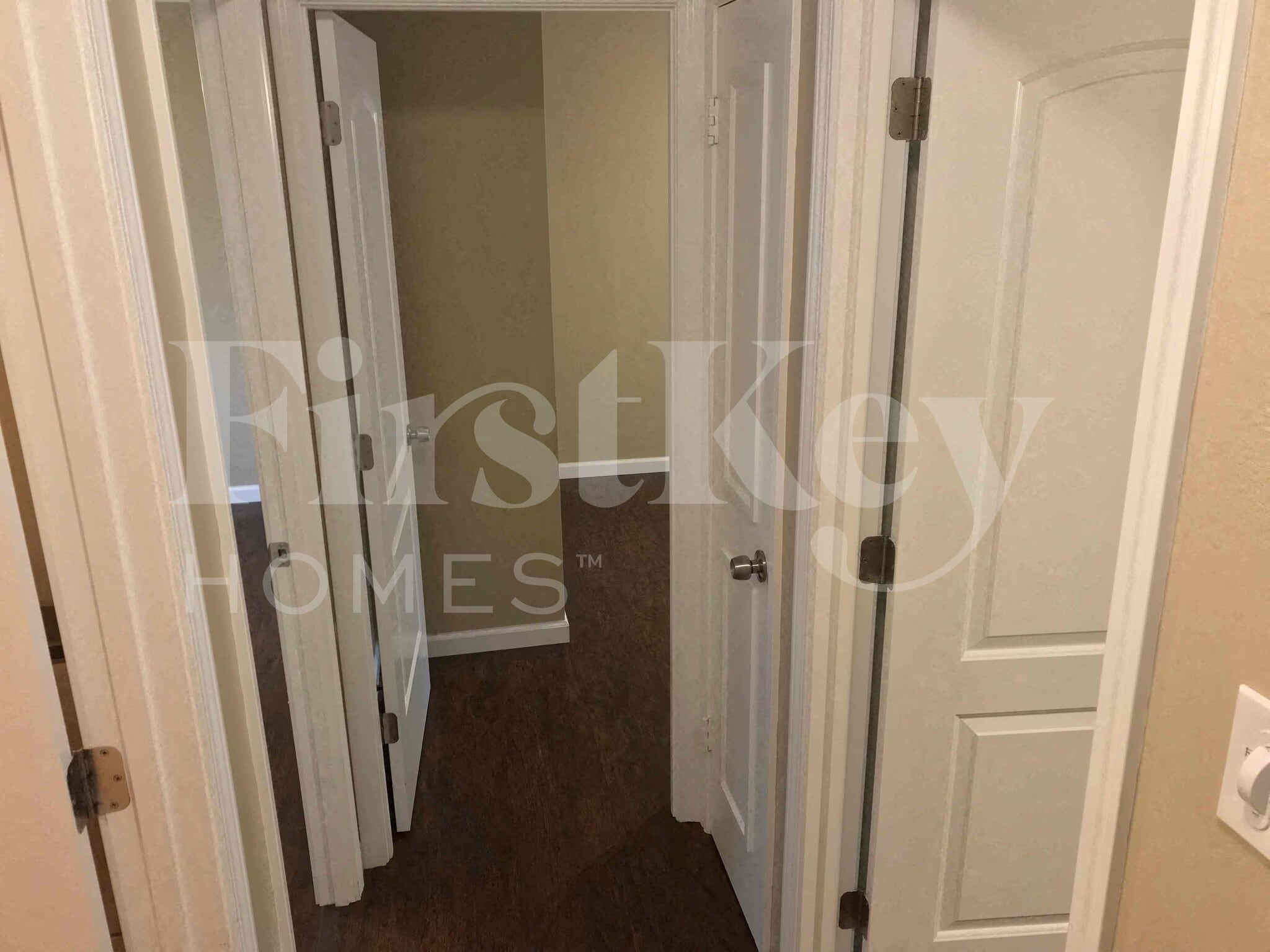 Building Photo - 6380 El Serrano Dr