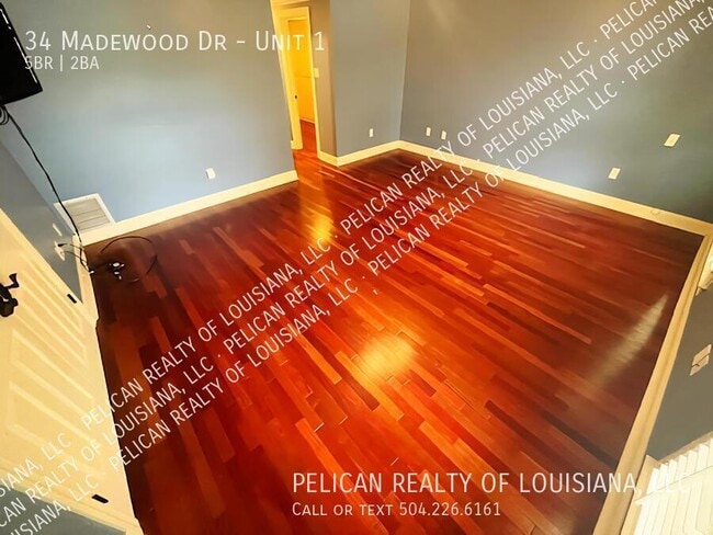 Building Photo - 34 Madewood Dr