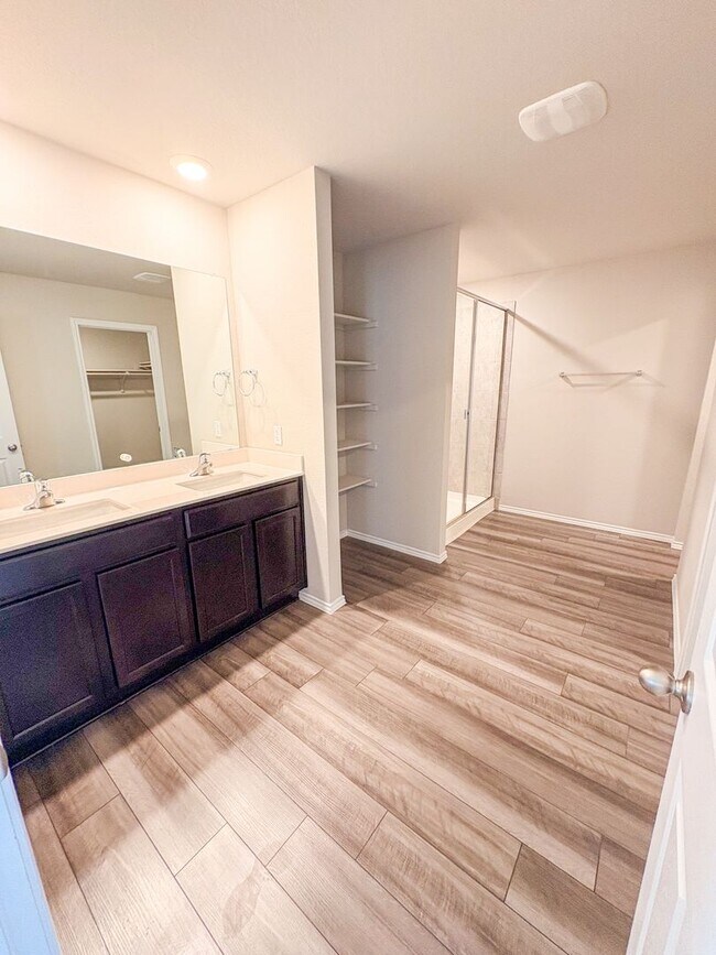 Building Photo - 8612 Cantera Rdg Rd