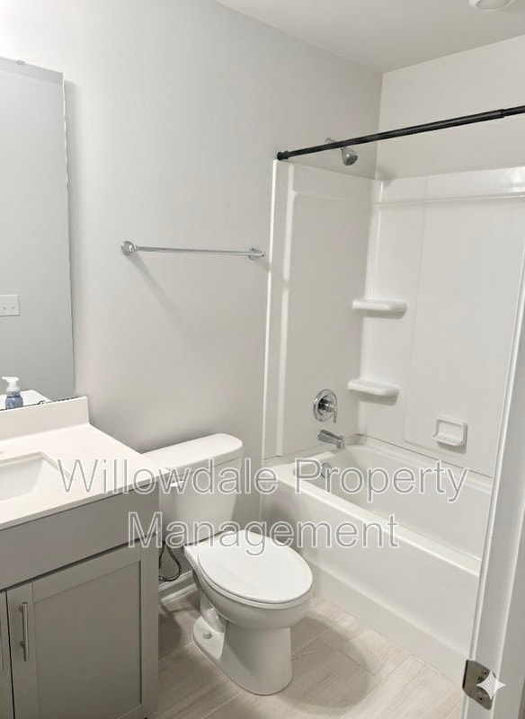 Building Photo - 1023 Tea Time Trl