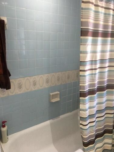 Building Photo - 1051 7th Ave N