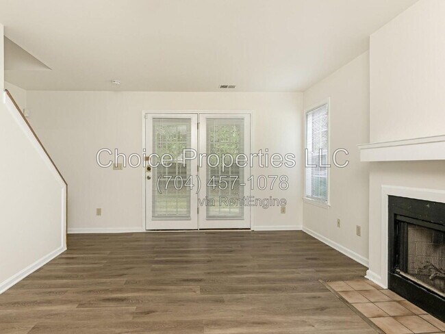 Building Photo - 6701 Bevington Ridge Rd