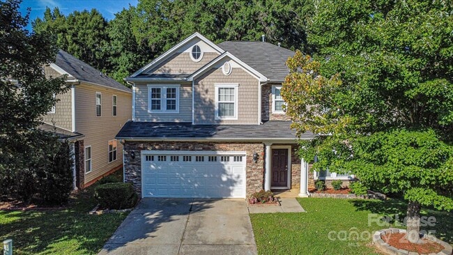 Building Photo - 15635 Normans Landing Dr