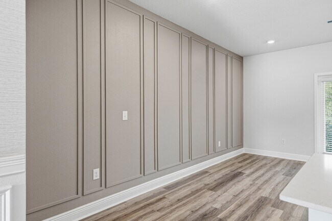 Building Photo - 2430 Clf Holw Cir