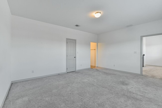 Building Photo - 7915 Gold Dr