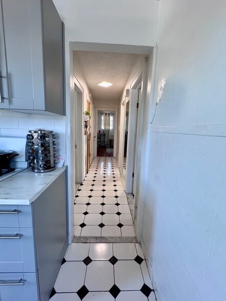 Hallway Kit to Lr - 136 Rothwell Ave