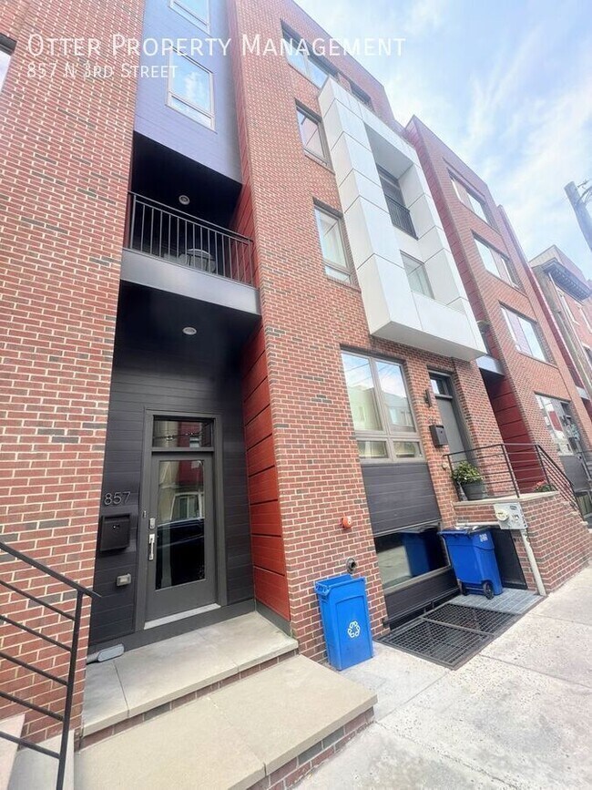 Building Photo - 857 N 3rd St