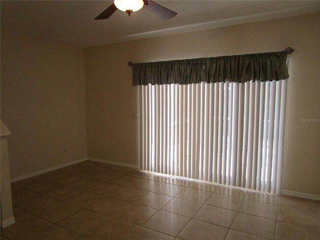 Building Photo - 15843 Fishhawk View Dr