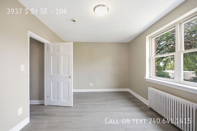 Building Photo - 3937 S St SE