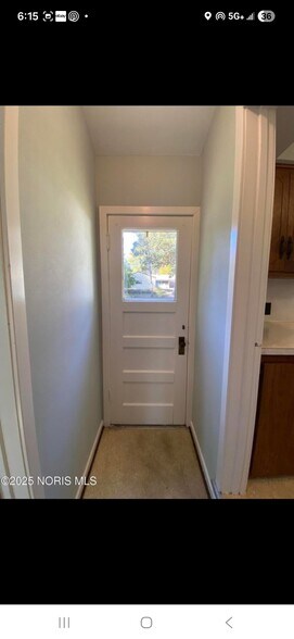 Building Photo - 3331 Van Fleet Pky