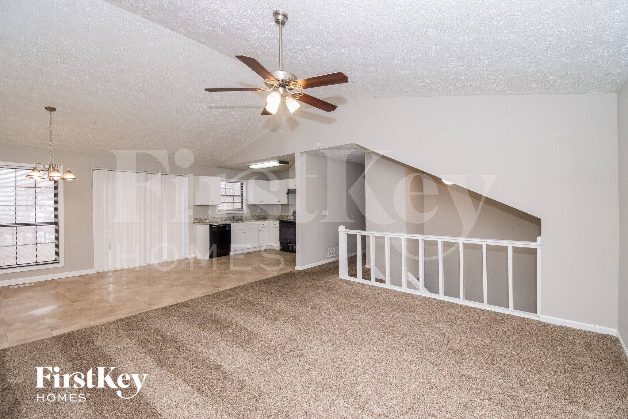 Building Photo - 1648 Olde Oak Dr