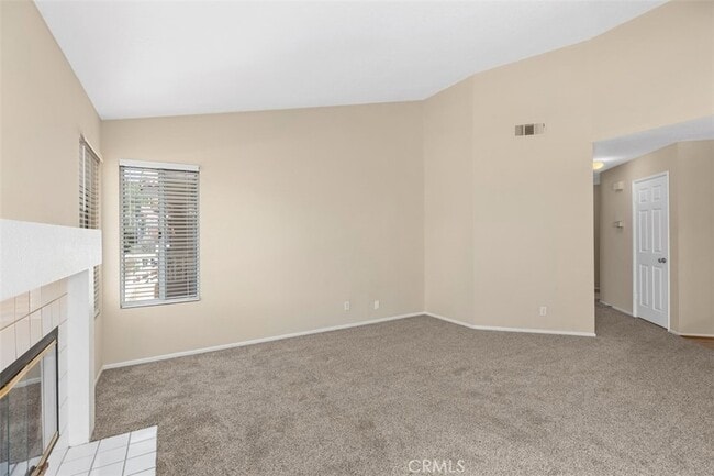 Building Photo - 41 Alondra