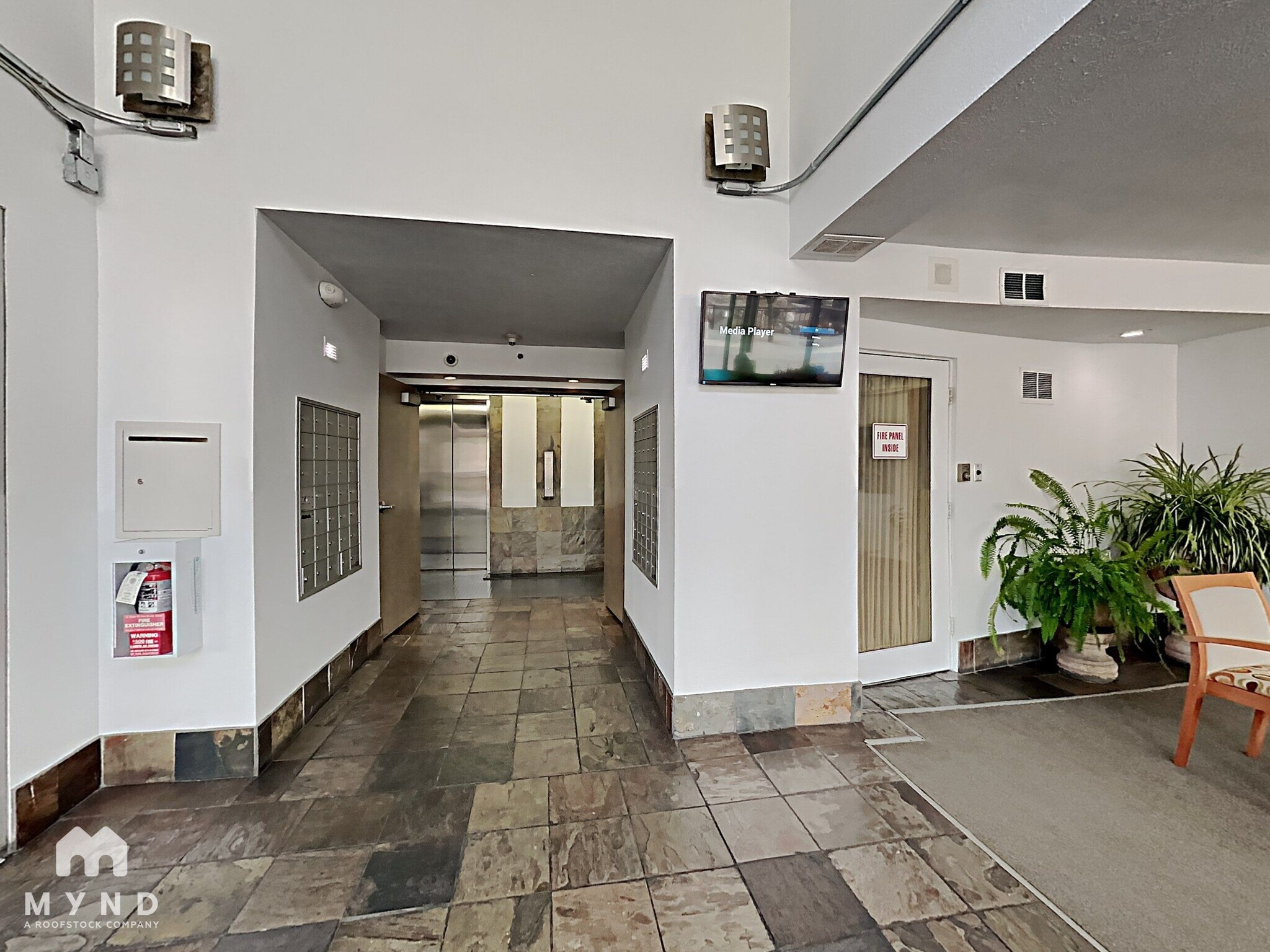 Building Photo - 280 Island Ave