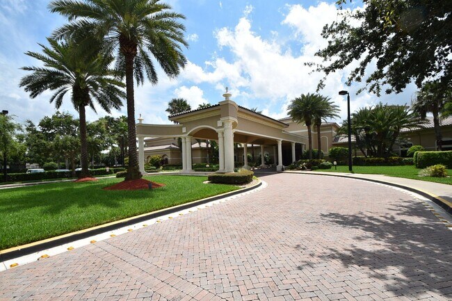 Building Photo - 9798 Casa Mar Dr